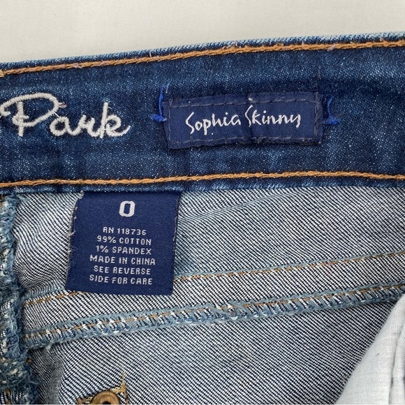 Wishful Park Size 0 Woman's Sophia Skinny Denim Blue Jeans Distressed Low Rise - Picture 8 of 10